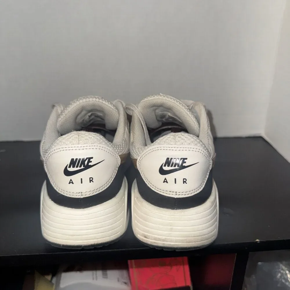 Nike Womens Air Max SC SE Shoes White Black Running Sneakers DV6842-001 Size 9 - Picture 4 of 8